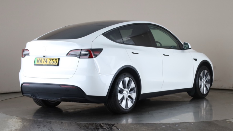 TESLA MODEL Y Image 5