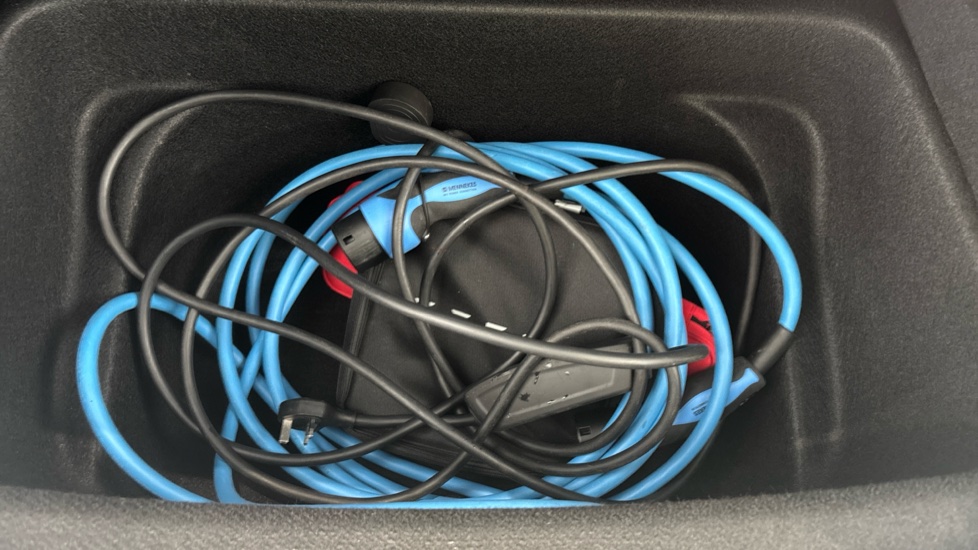 TESLA MODEL Y Image 22