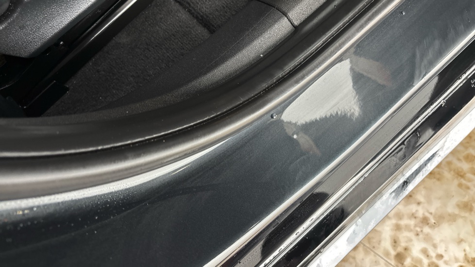 MINI COUNTRYMAN Dent