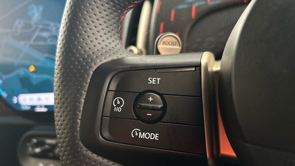 MINI COUNTRYMAN Cruise control