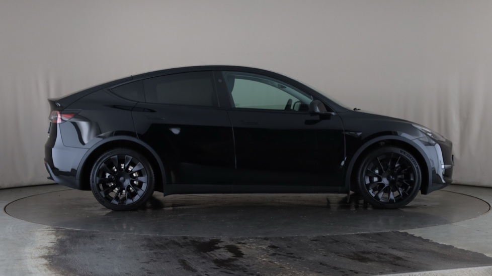 Tesla Model Y Image 6
