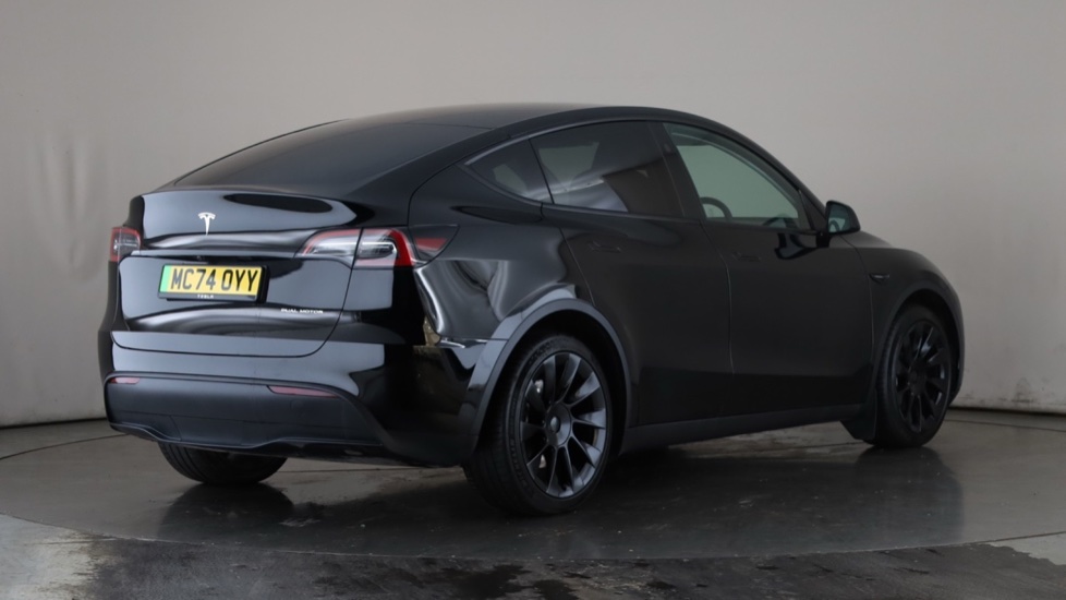 Tesla Model Y Image 5
