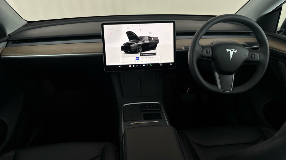 Tesla Model Y Image 11