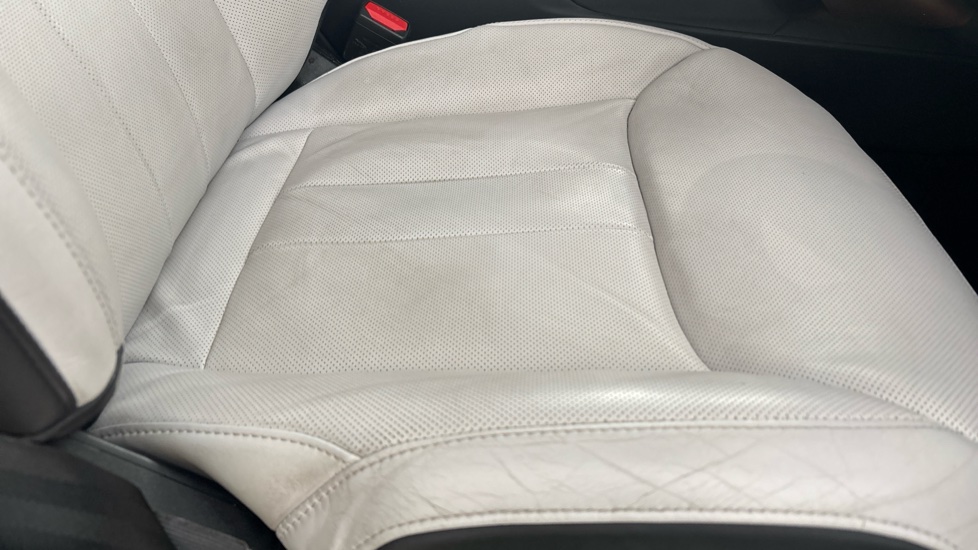 LAND ROVER RANGE ROVER SPORT worn and stained all seats