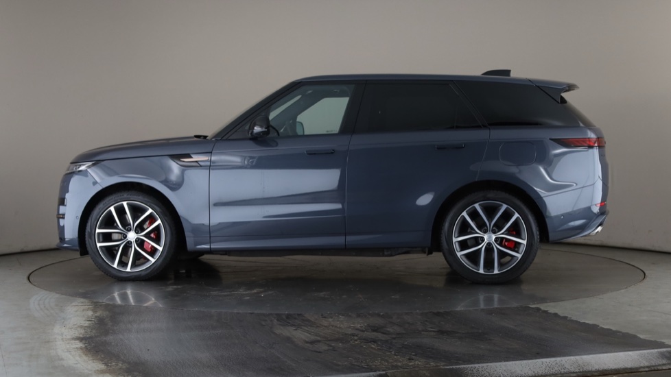 LAND ROVER RANGE ROVER SPORT Image 2