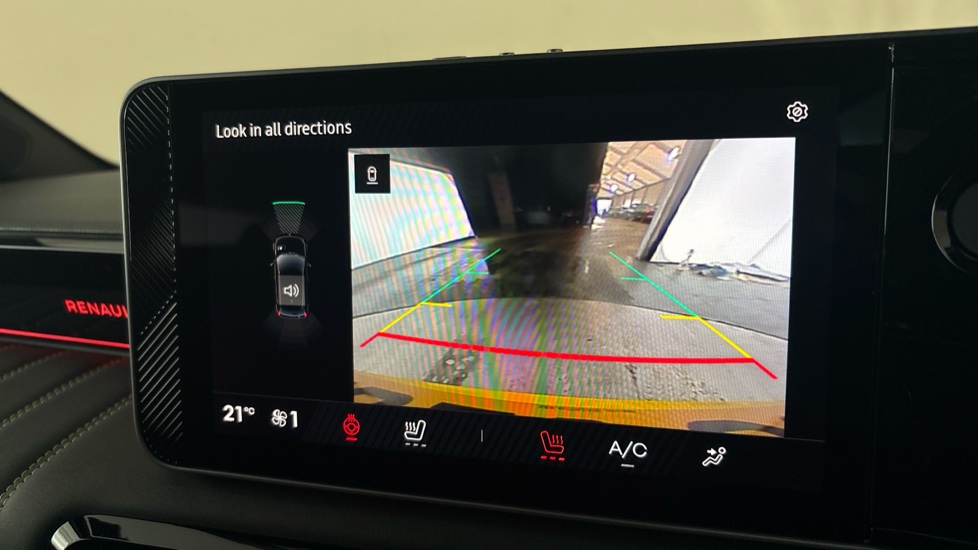 RENAULT 5 Reverse camera