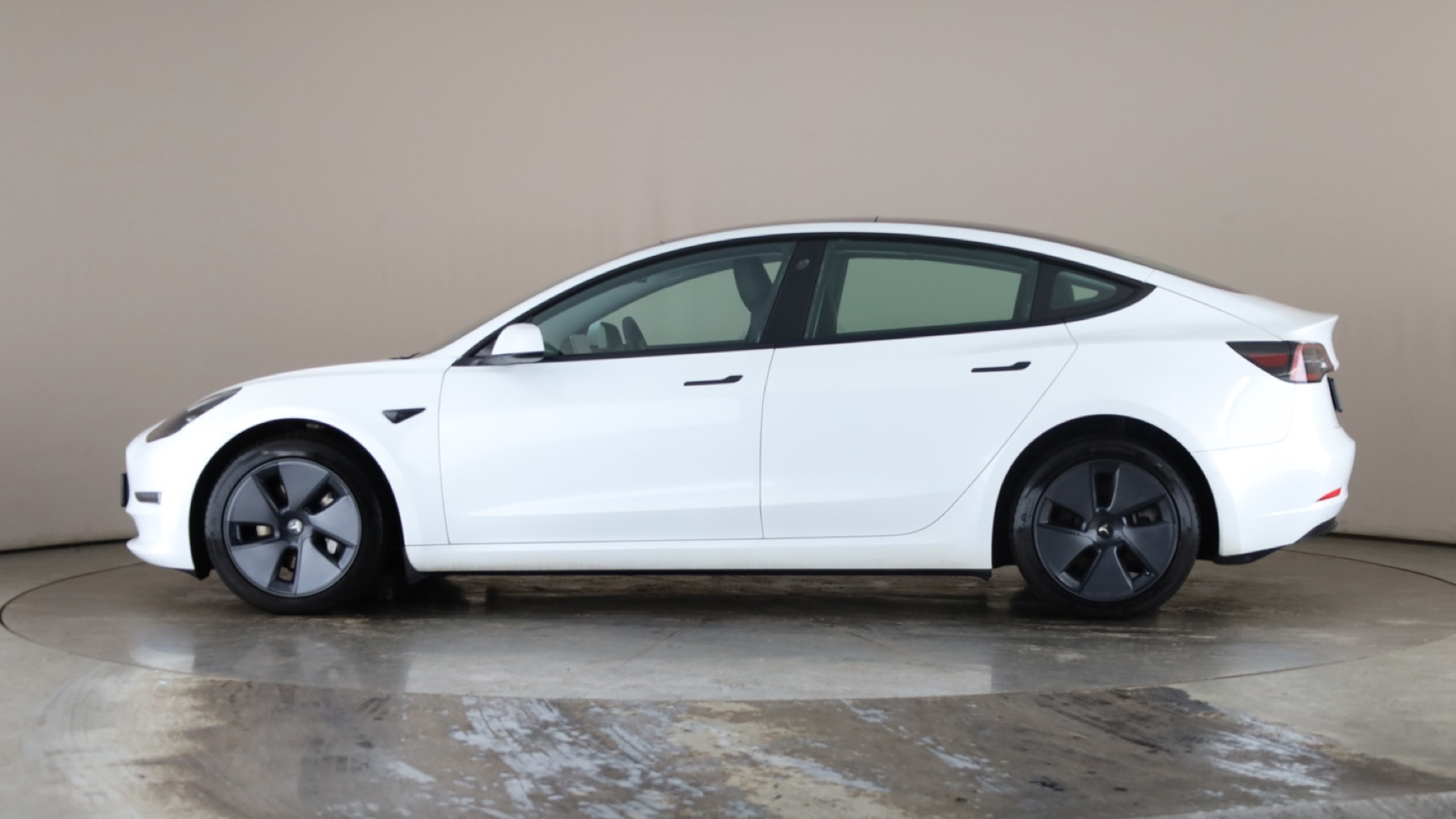 Long Range AWD 4dr Auto [2022]