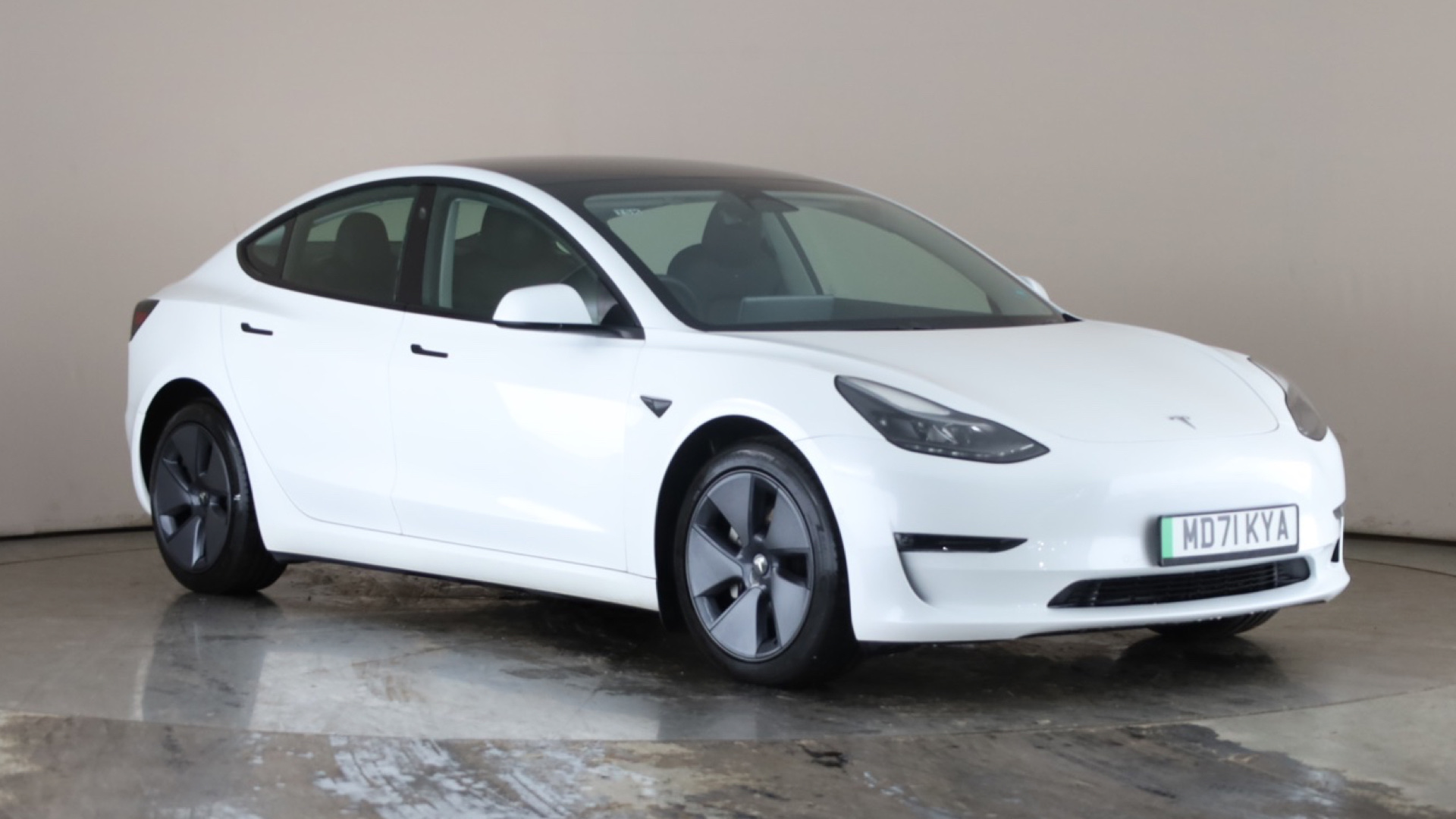 4027573 Long Range AWD 4dr Auto