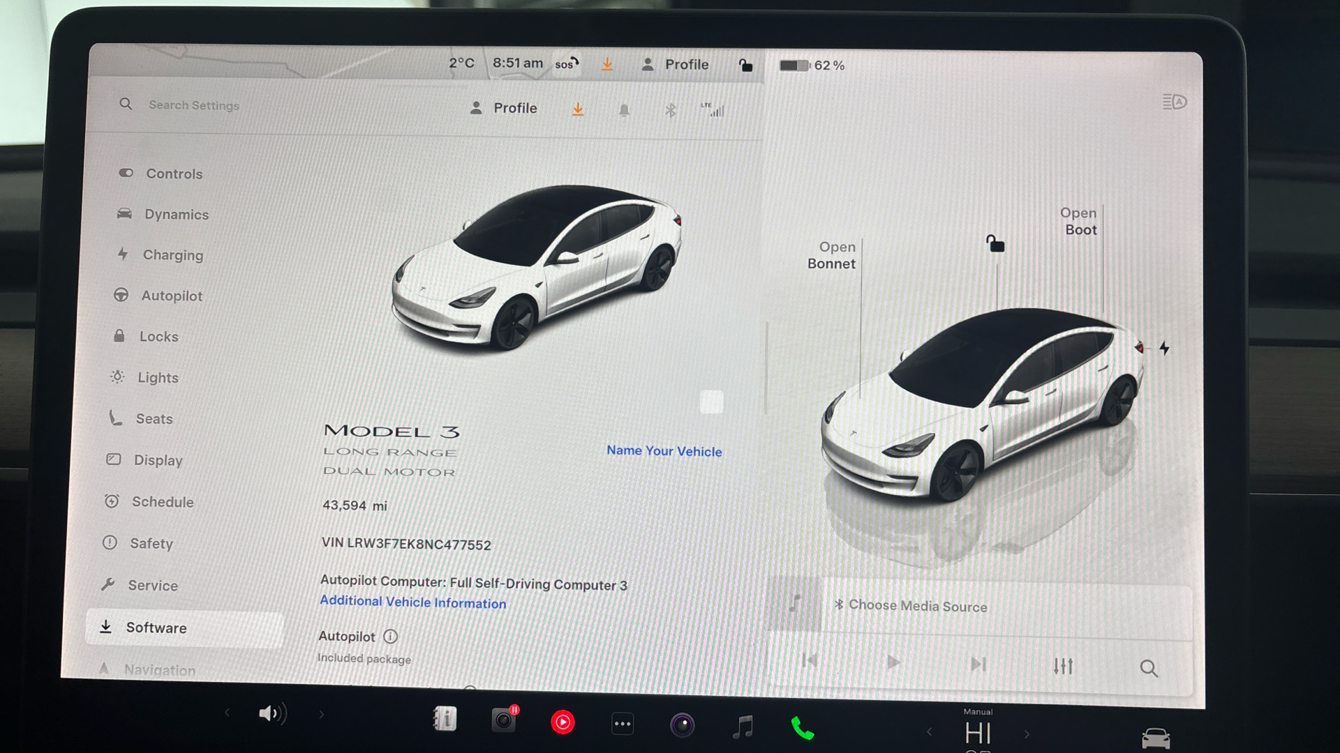 4027573 Long Range AWD 4dr Auto