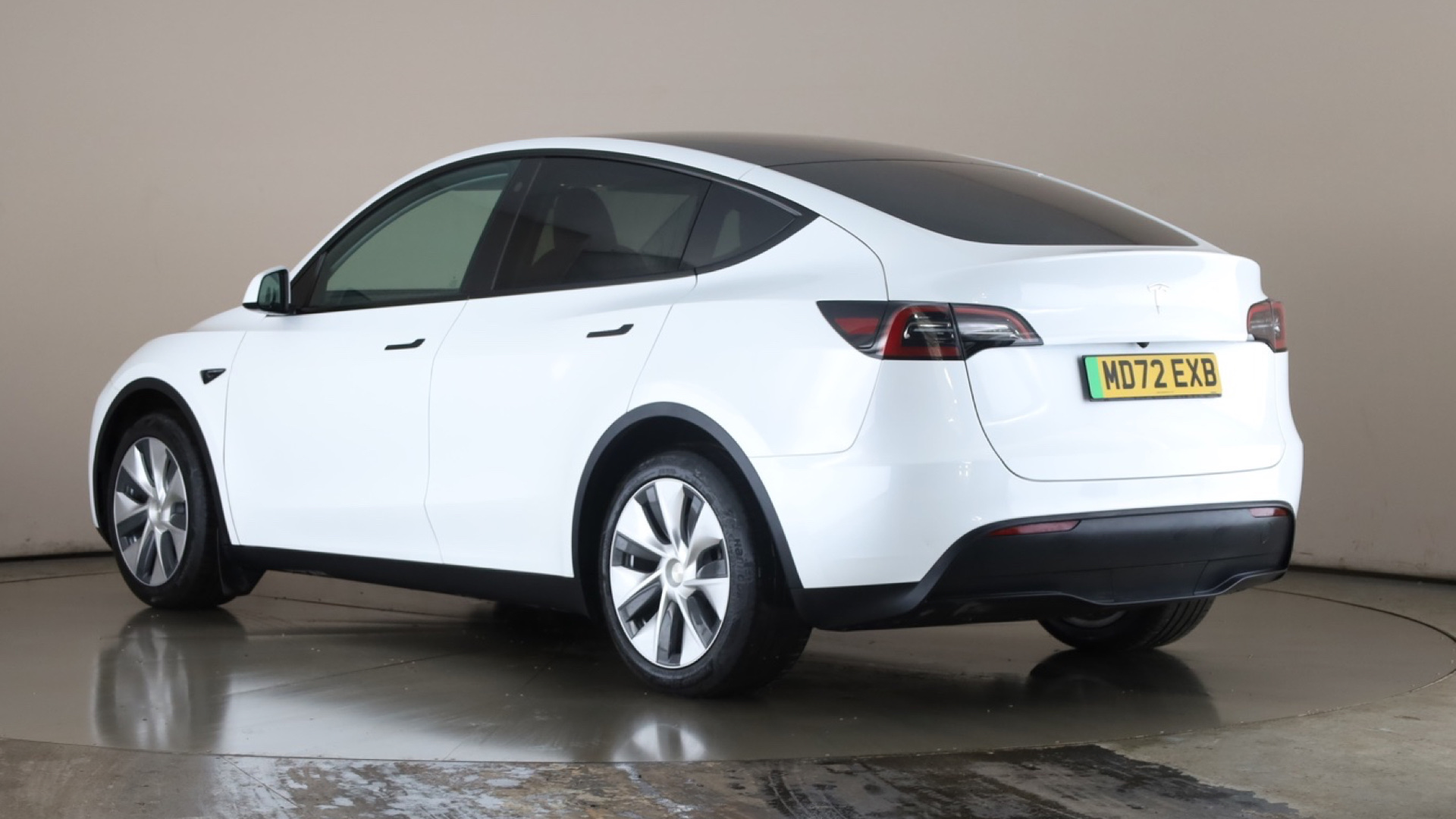 4027734 RWD 5dr Auto