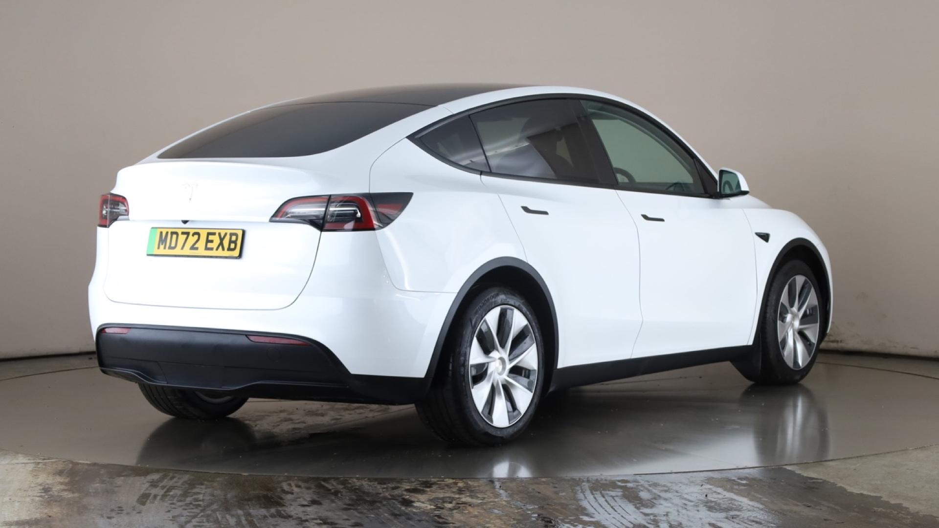 4027734 RWD 5dr Auto