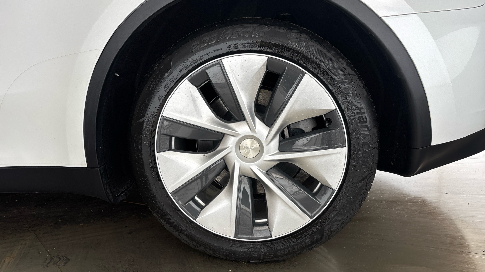 4027734 RWD 5dr Auto