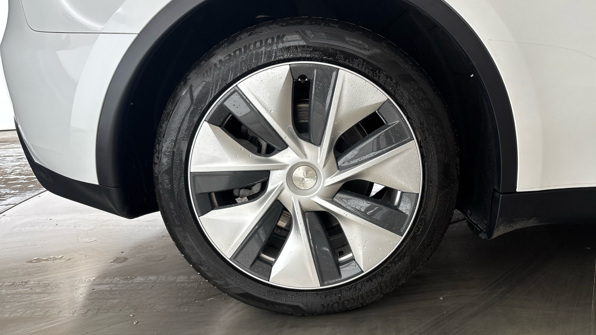 4027734 RWD 5dr Auto