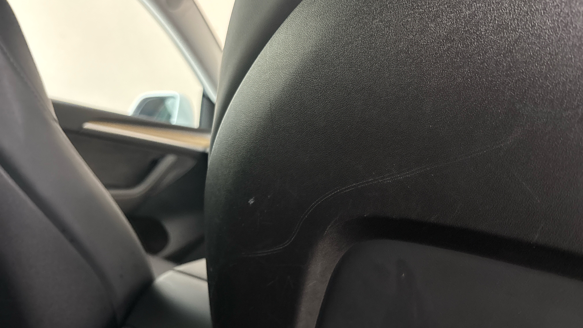 4027746 RWD 5dr Auto