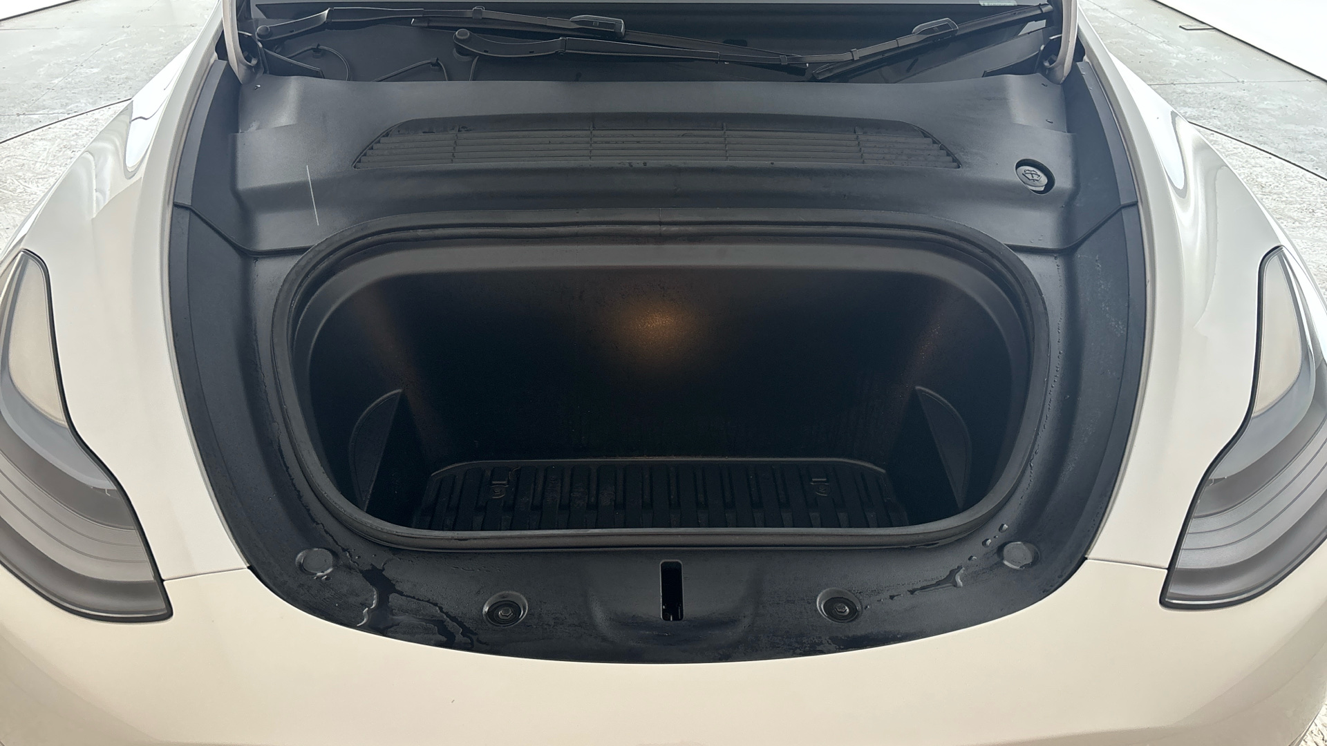 4027746 RWD 5dr Auto