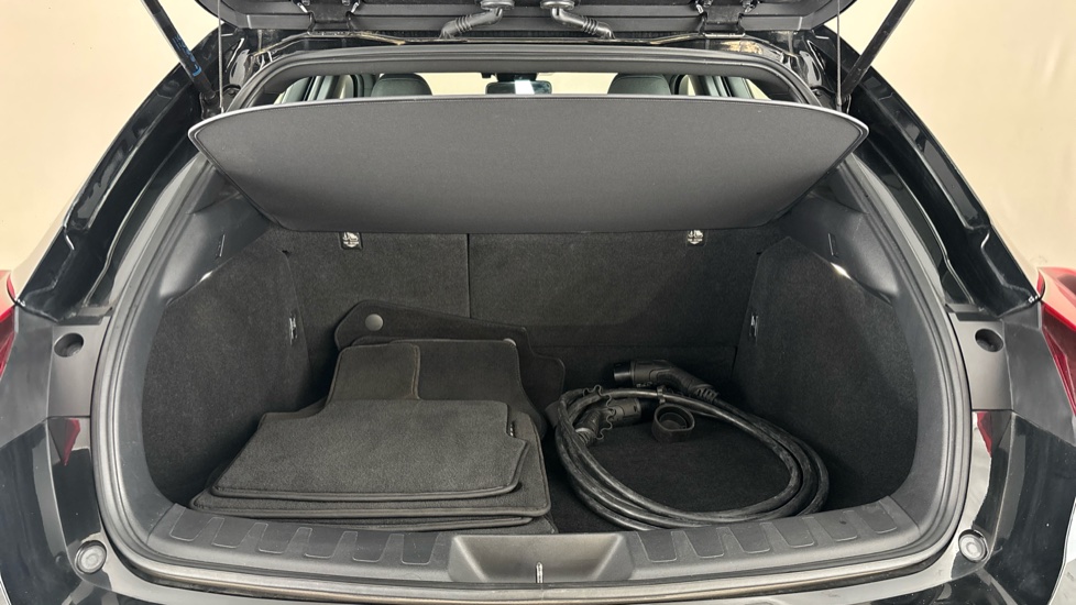 LEXUS UX Image 15