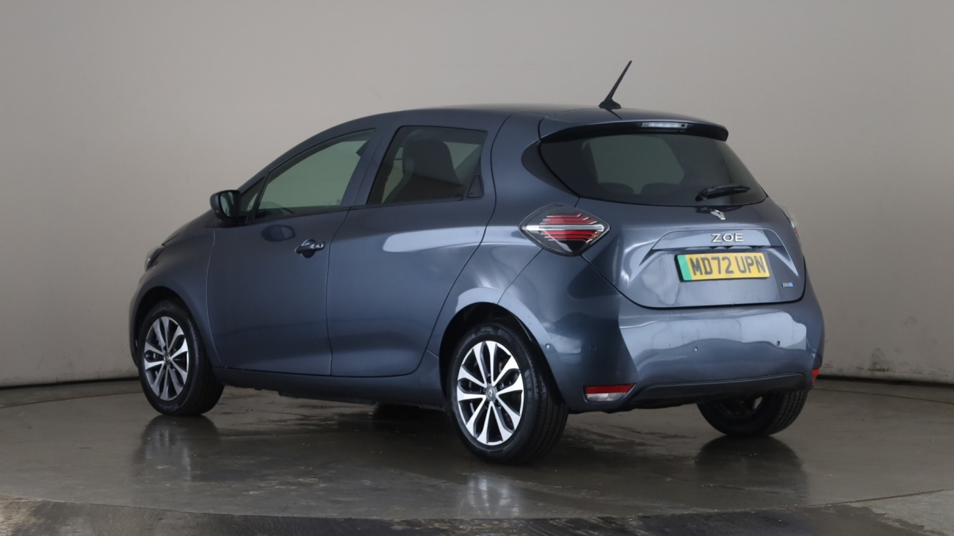 4070506 100kW GT Line + R135 50kWh Rapid Charge 5dr Auto