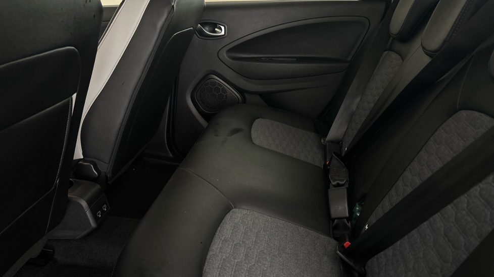 RENAULT ZOE Image 14