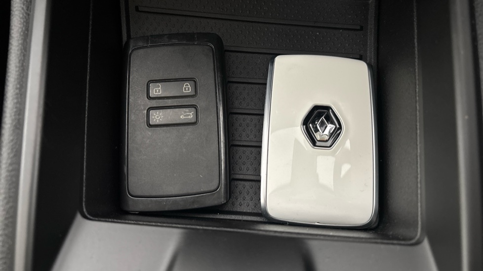 RENAULT ZOE 2 keys