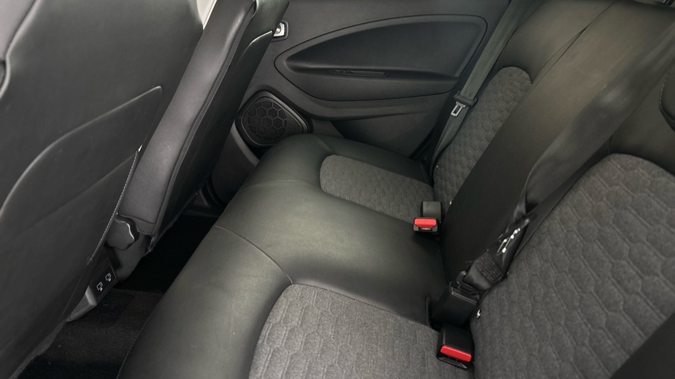 RENAULT ZOE Image 14