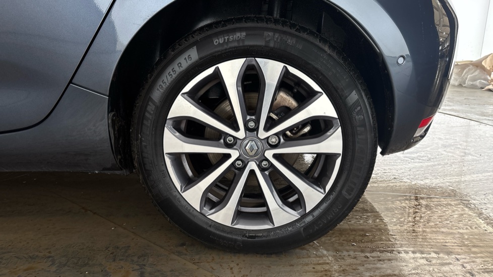 RENAULT ZOE Image 18