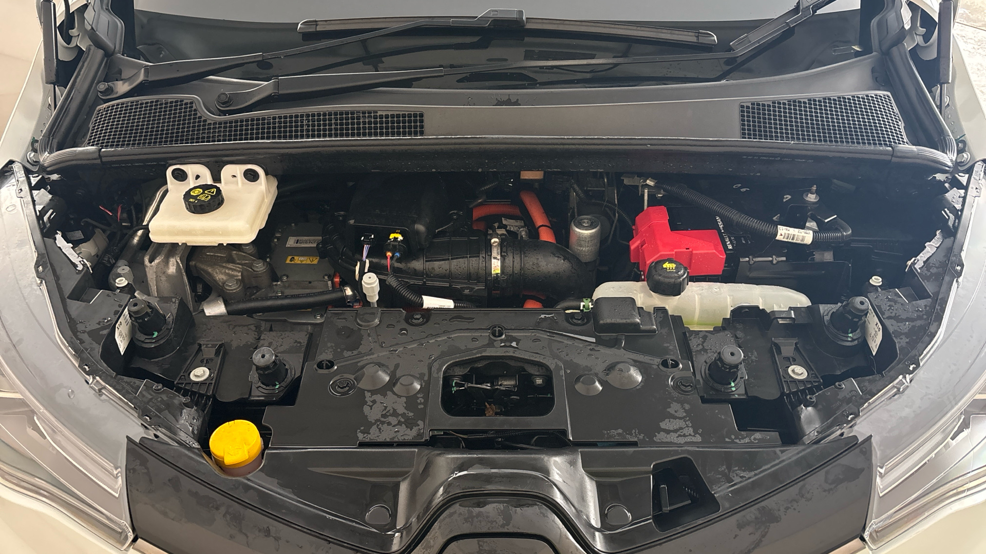 4020896 100kW GT Line + R135 50kWh Rapid Charge 5dr Auto