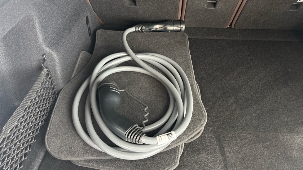 BMW iX1 Image 22