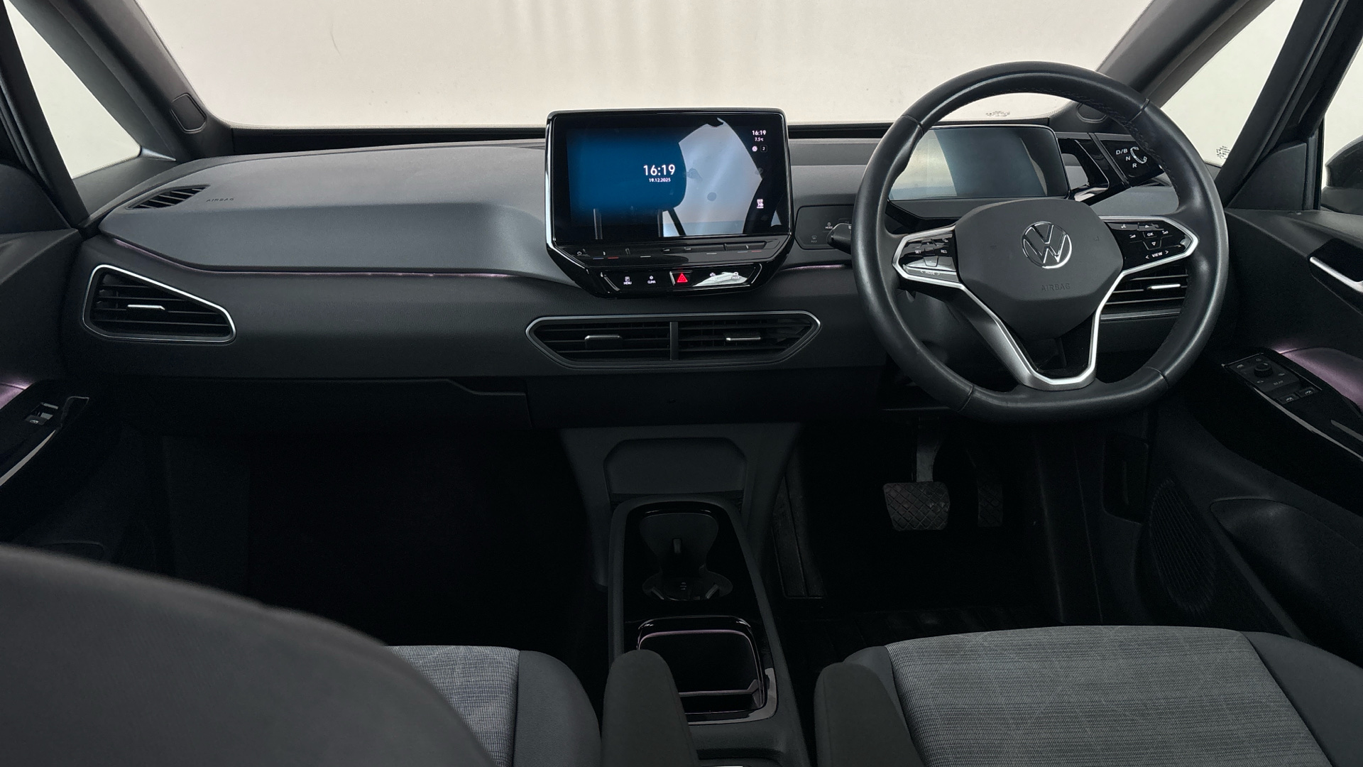 4027796 107KW Life Pro 58kWh 5dr Auto [120kW Ch]