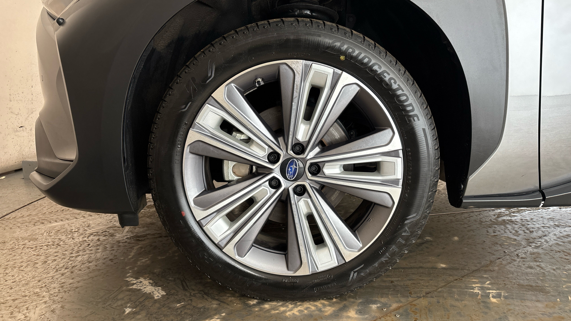 4058143 150kW Touring 71.4kWh 5dr Auto AWD