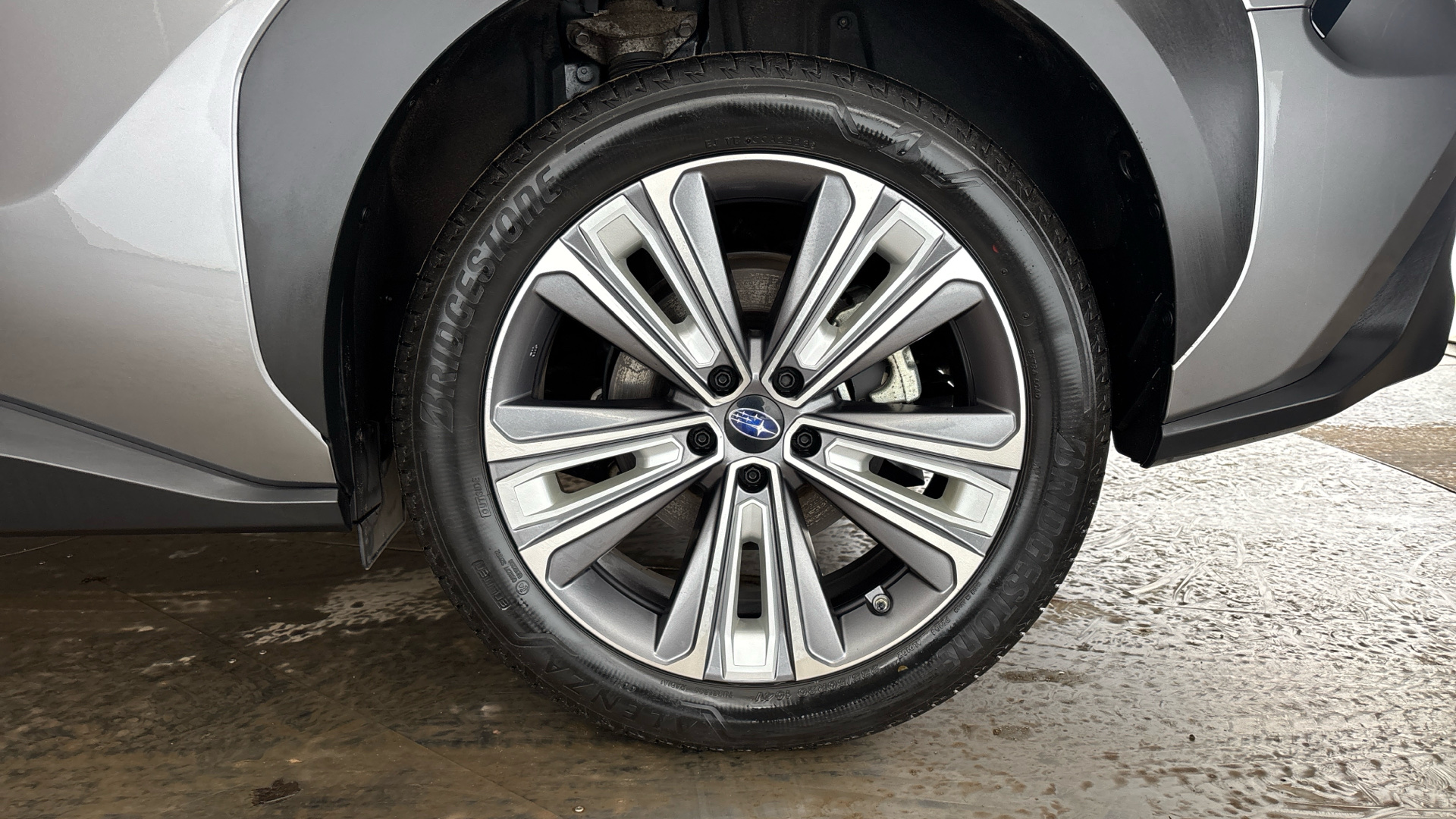 4058143 150kW Touring 71.4kWh 5dr Auto AWD