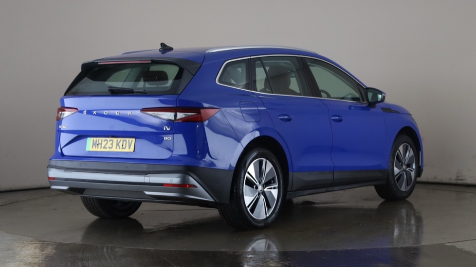 SKODA ENYAQ Image 5