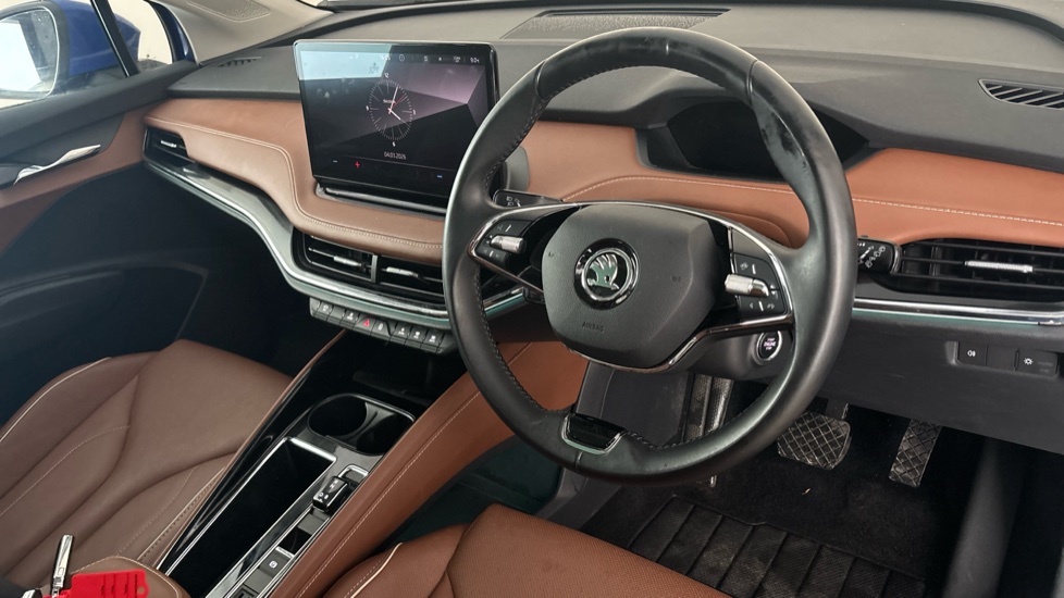SKODA ENYAQ Image 9