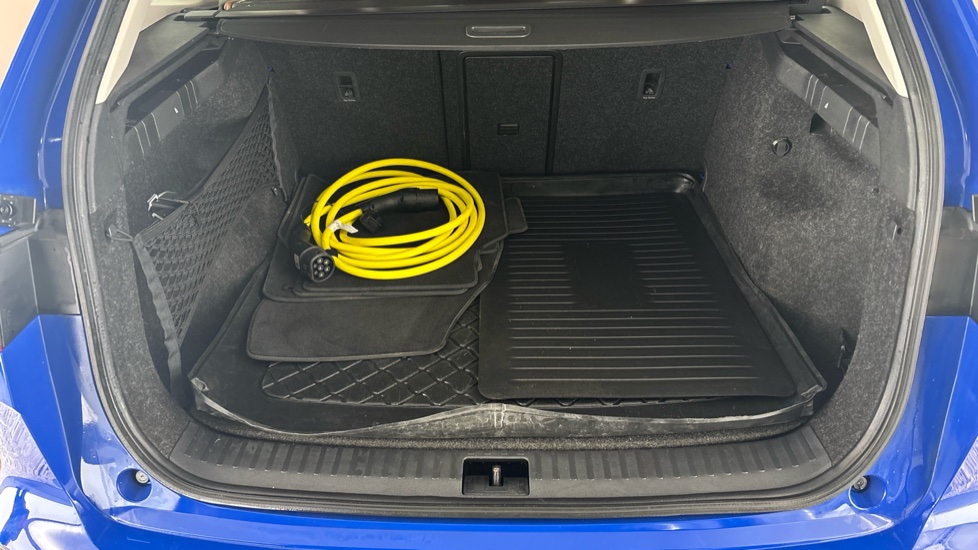 SKODA ENYAQ Image 15