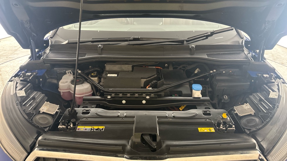 SKODA ENYAQ Image 16