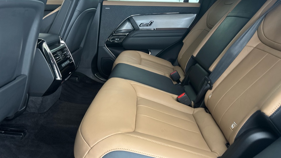 LAND ROVER RANGE ROVER SPORT Image 14