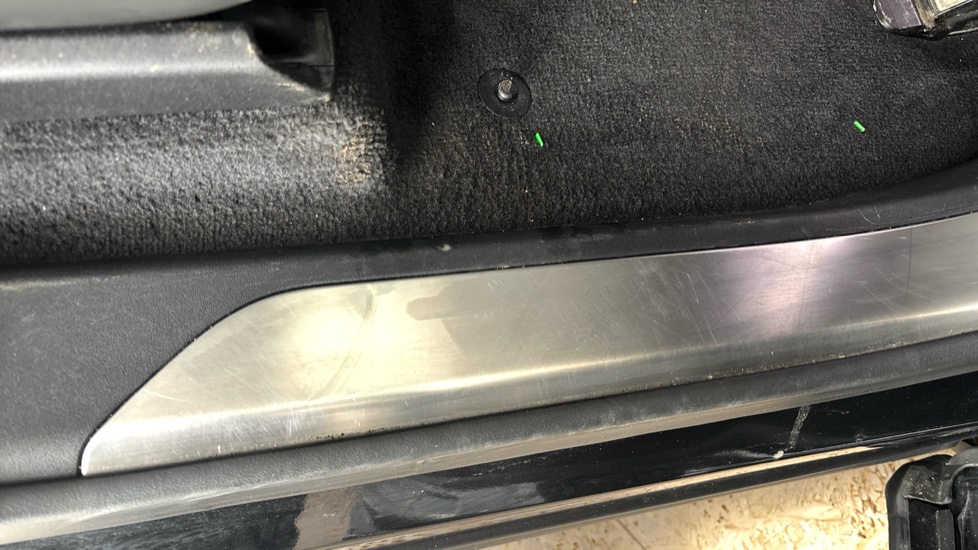LAND ROVER RANGE ROVER SPORT Scratches