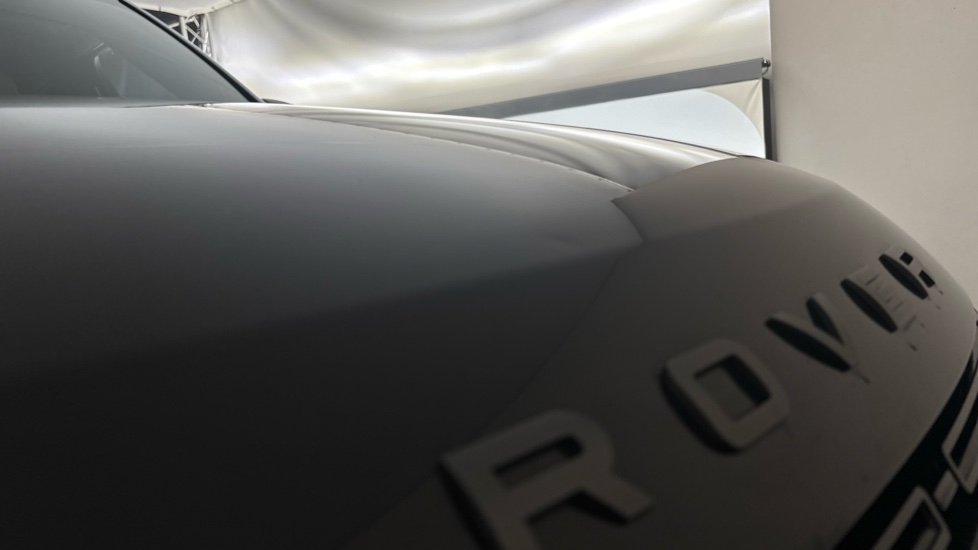 LAND ROVER RANGE ROVER SPORT Chips and dent