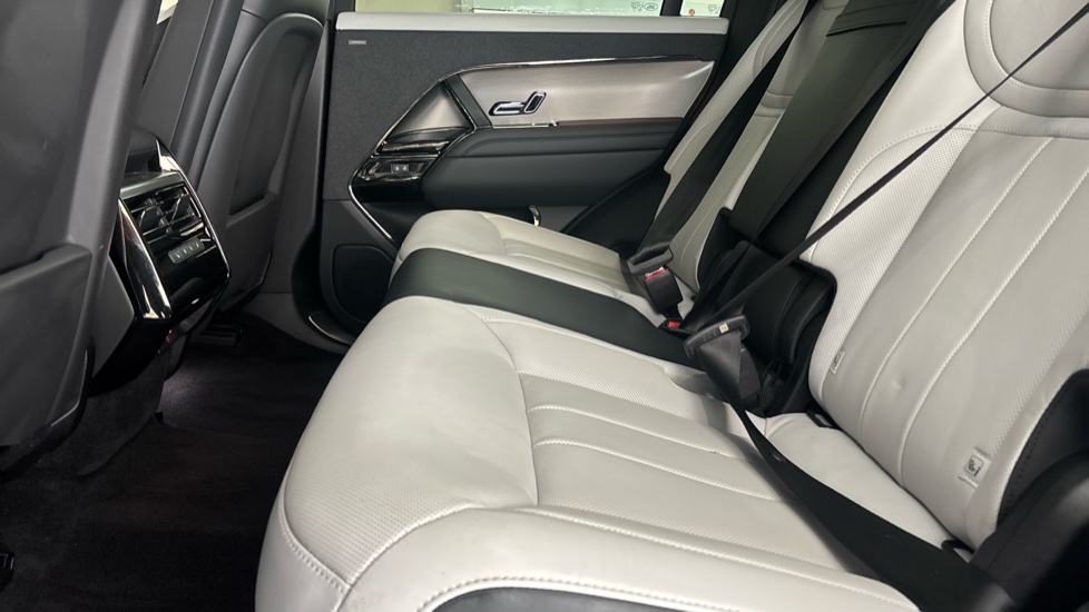 LAND ROVER RANGE ROVER SPORT Image 14