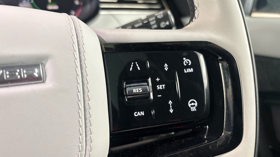LAND ROVER RANGE ROVER SPORT Cruise control
