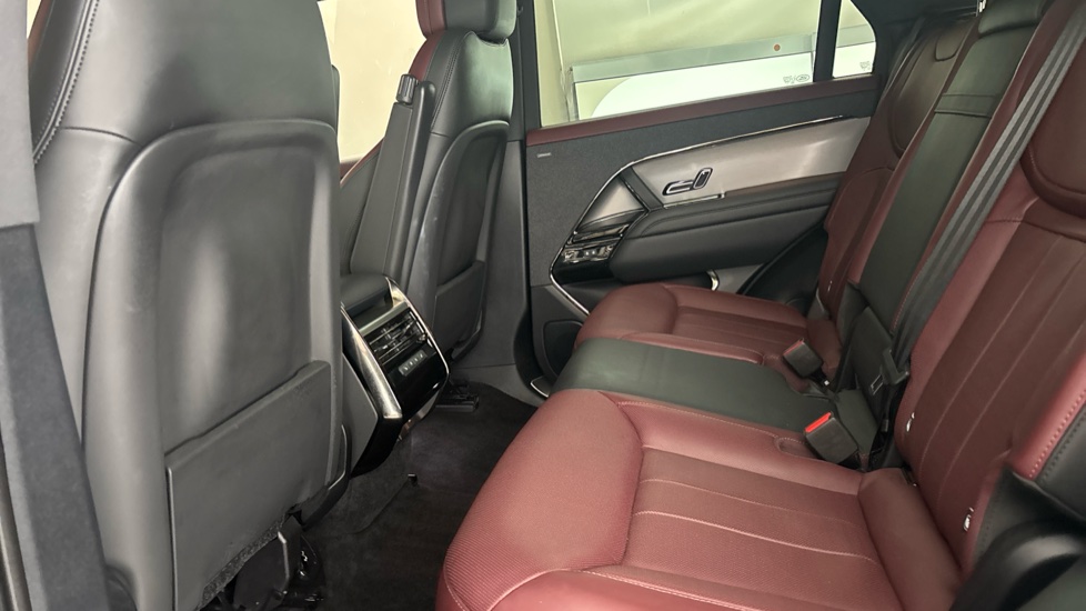 LAND ROVER RANGE ROVER SPORT Image 14