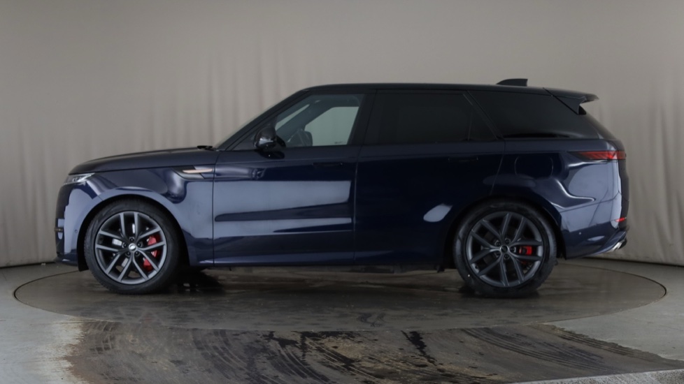 LAND ROVER RANGE ROVER SPORT Image 2