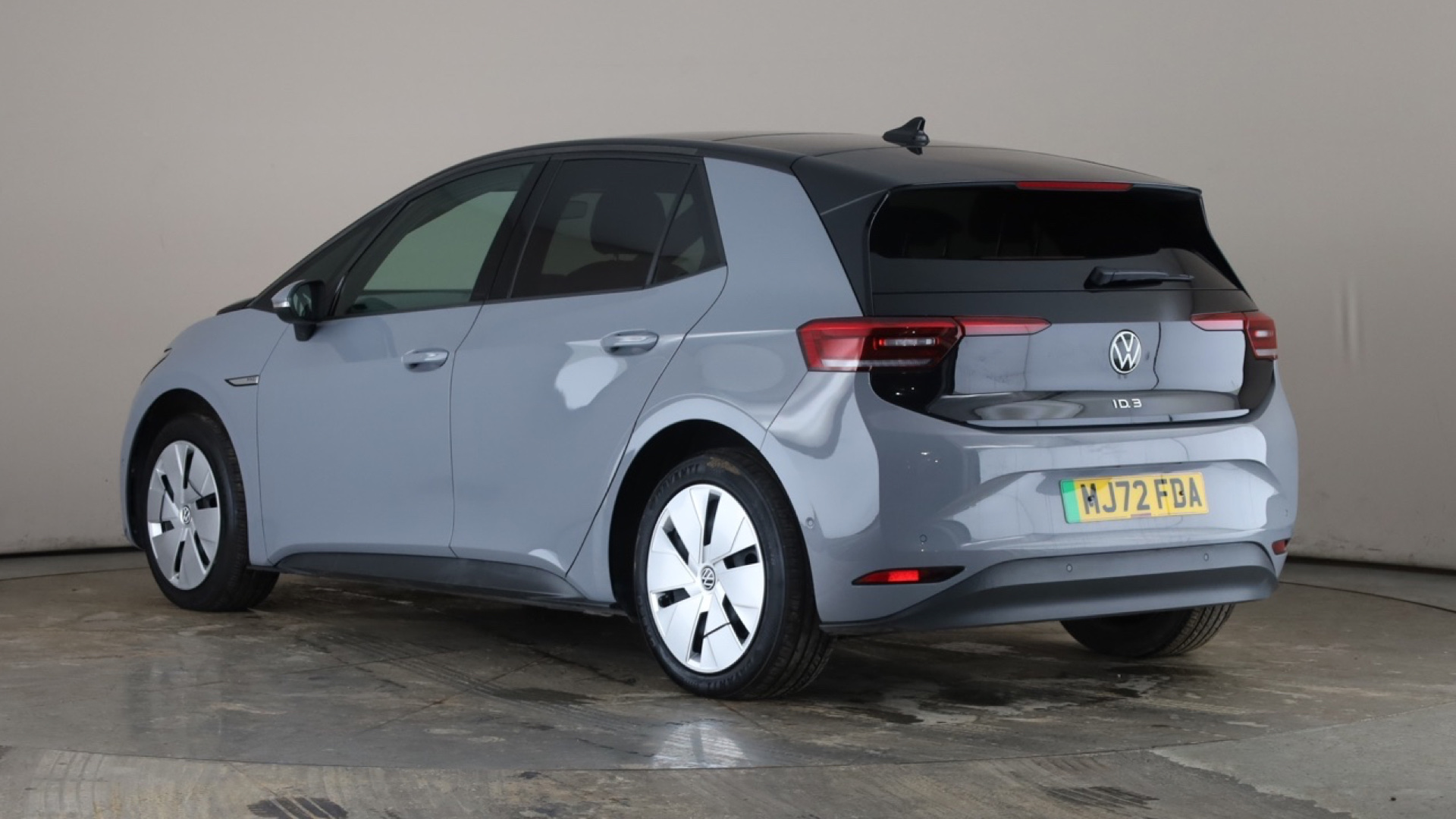 4020902 150kW Family Pro Performance 58kWh 5dr Auto