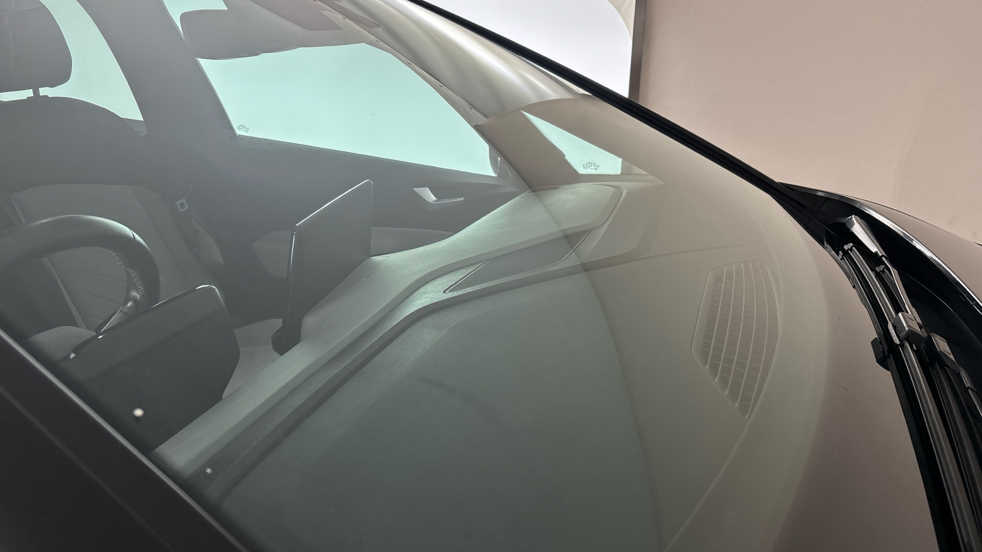 4020902 150kW Family Pro Performance 58kWh 5dr Auto