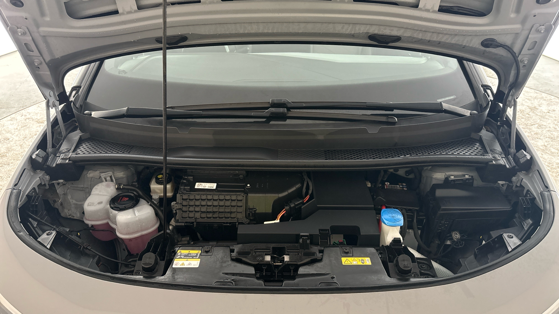 4020902 150kW Family Pro Performance 58kWh 5dr Auto