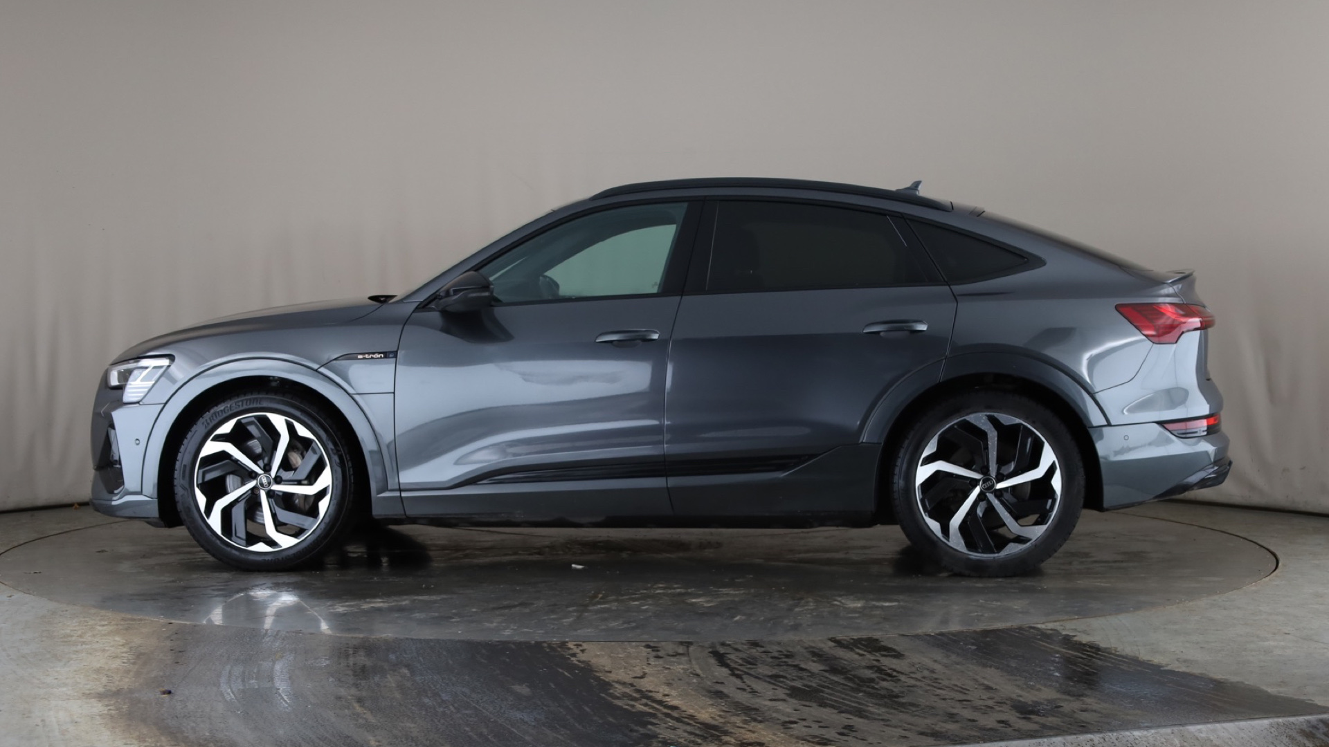 230kW 50 Quattro 71kWh Black Edition 5dr Auto [2023]