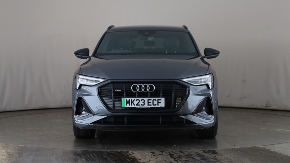 Audi E-Tron Image 8