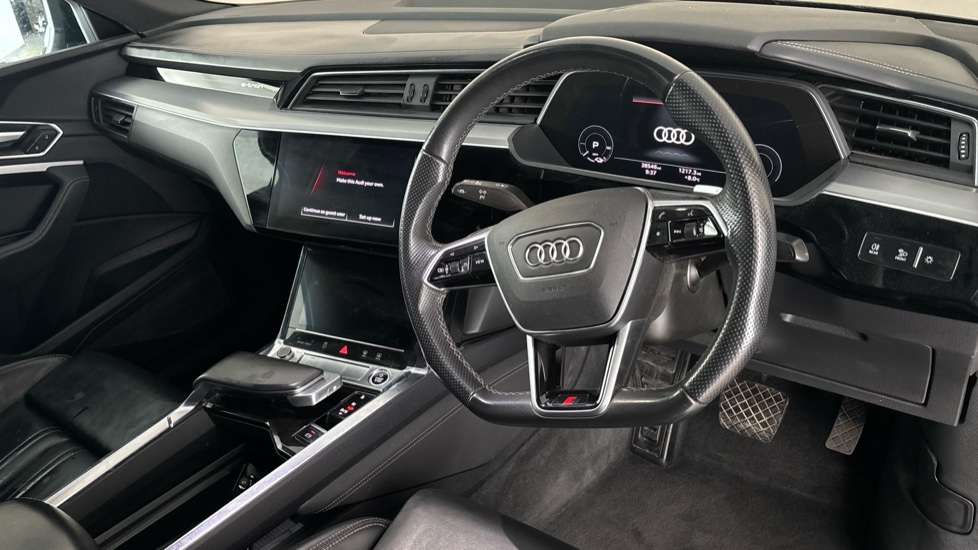 Audi E-Tron Image 9