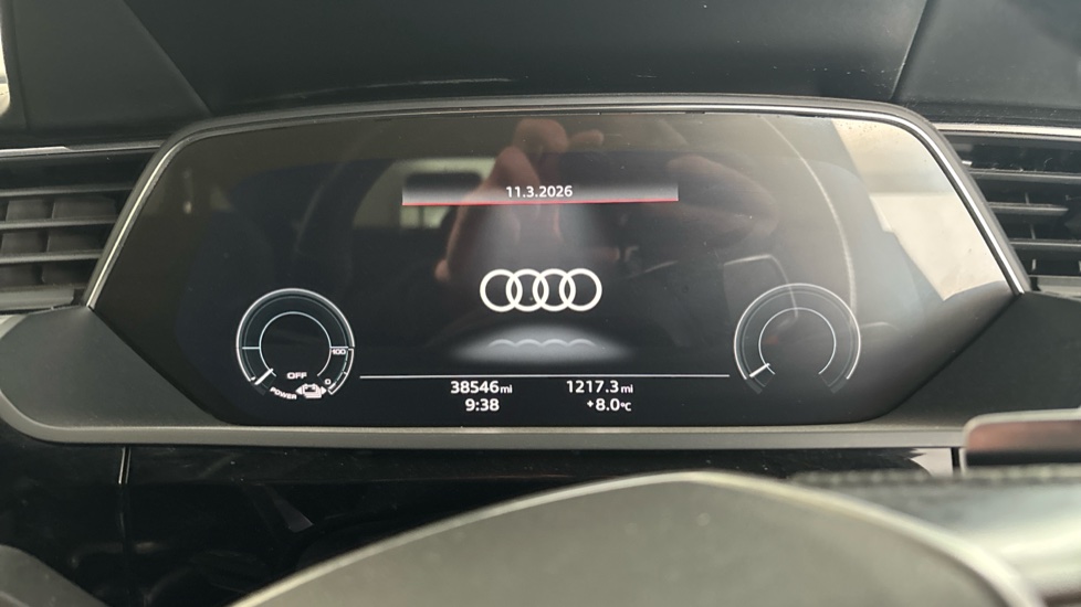 Audi E-Tron Image 13
