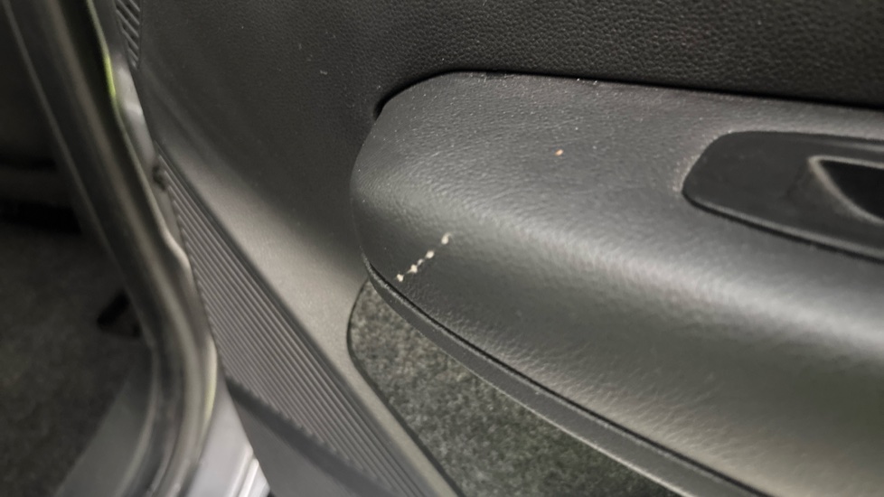 Renault Megane worn