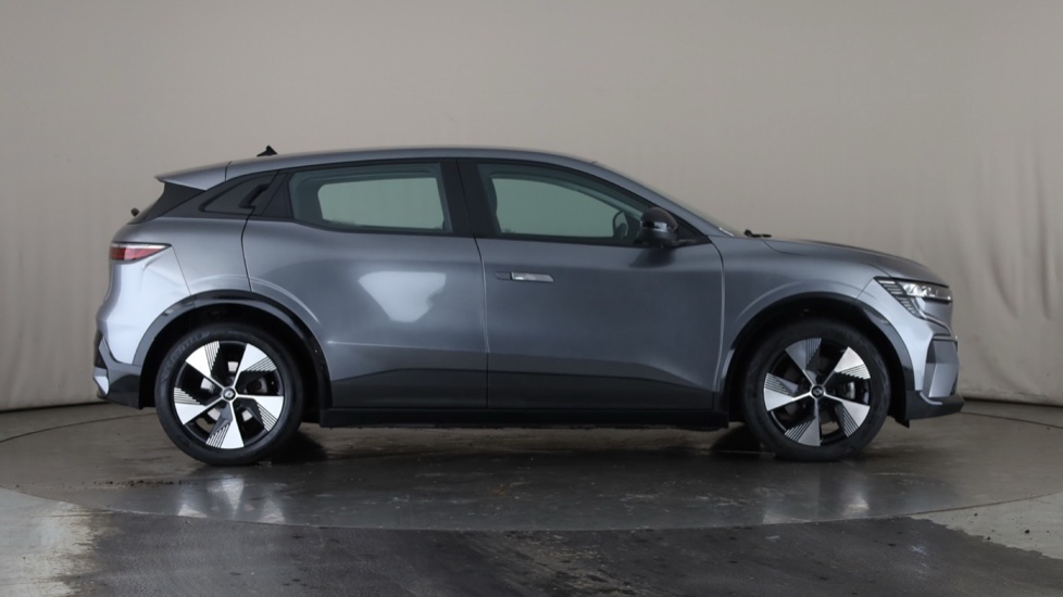 RENAULT MEGANE E-TECH Image 6
